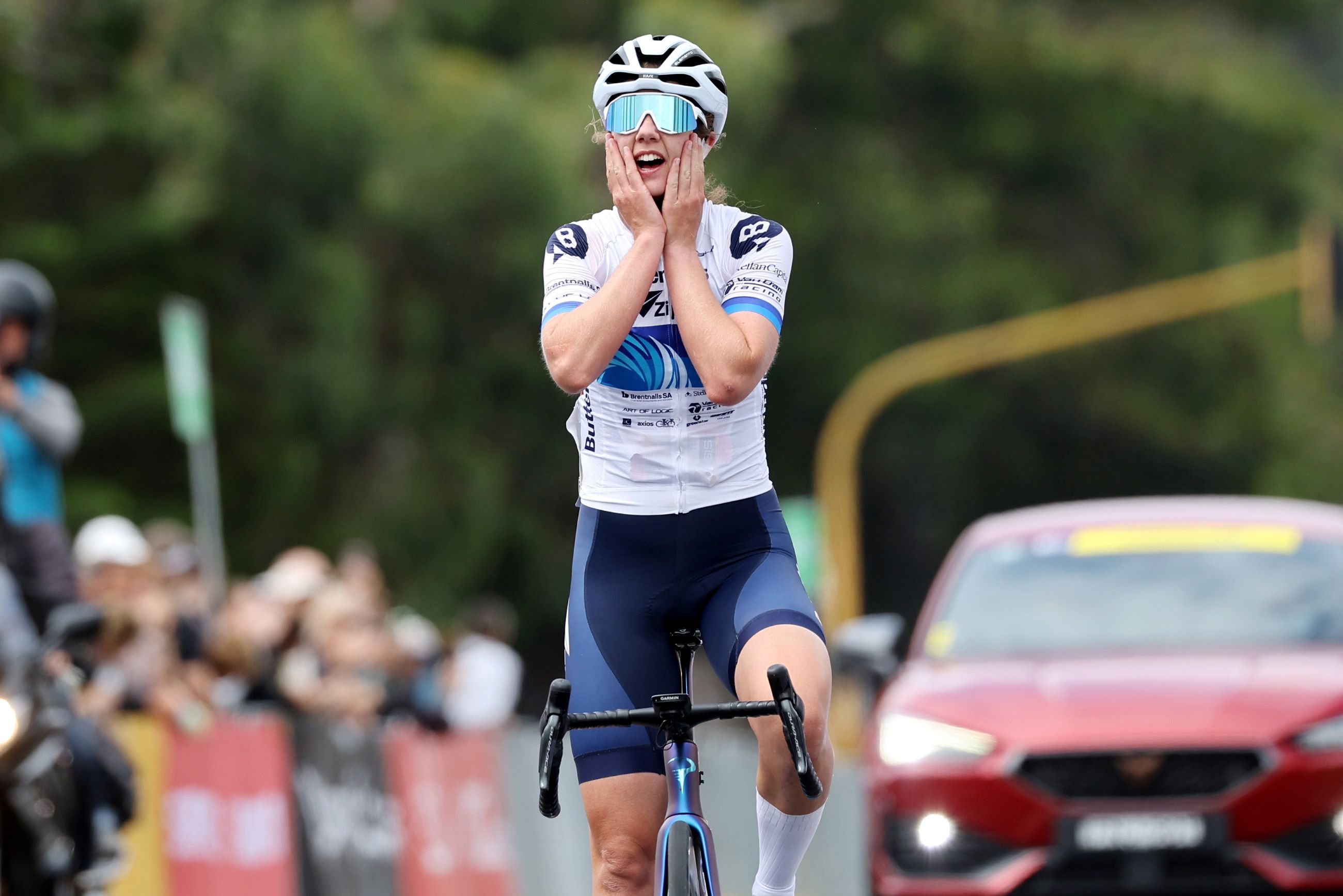 Katelyn Nicholson wins 2025 Lochard Energy Warrnambool Women’s Classic