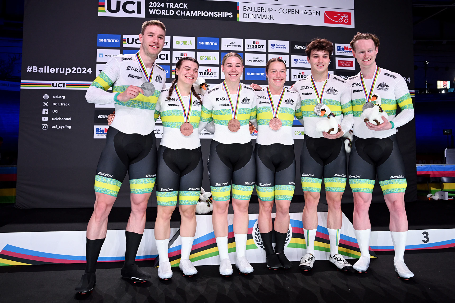 2024 Track World Championships - Mens silver and Women's bronze medalists 