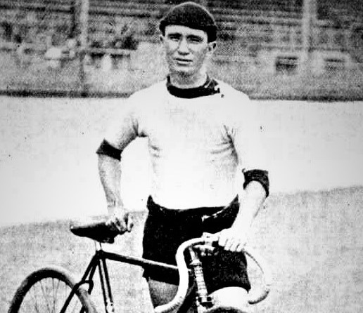 Frank Corry - Austral Wheelrace winner