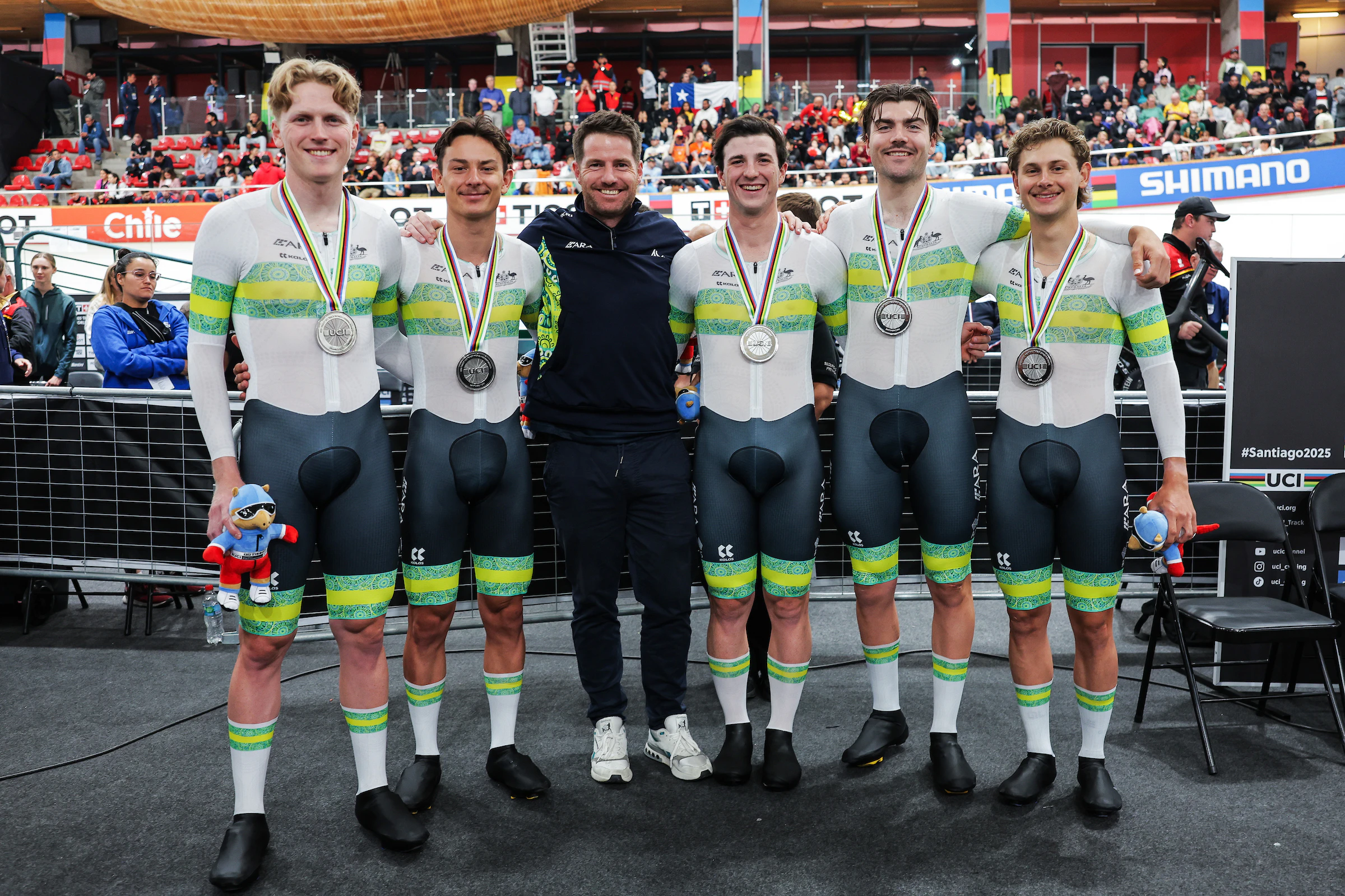Picture by Alex Whitehead/SWpix.com - 23/10/2025 - Cycling - 2025 Tissot UCI Track World Championships - Velódromo Peñalolén, Santiago, Chile - Men’s Team Pursuit Podium - Oliver Bleddyn (Australia), Blake Agnoletto (Australia), Conor Leahy (Australia), James Moriarty (Australia) receiving the Silver Medals