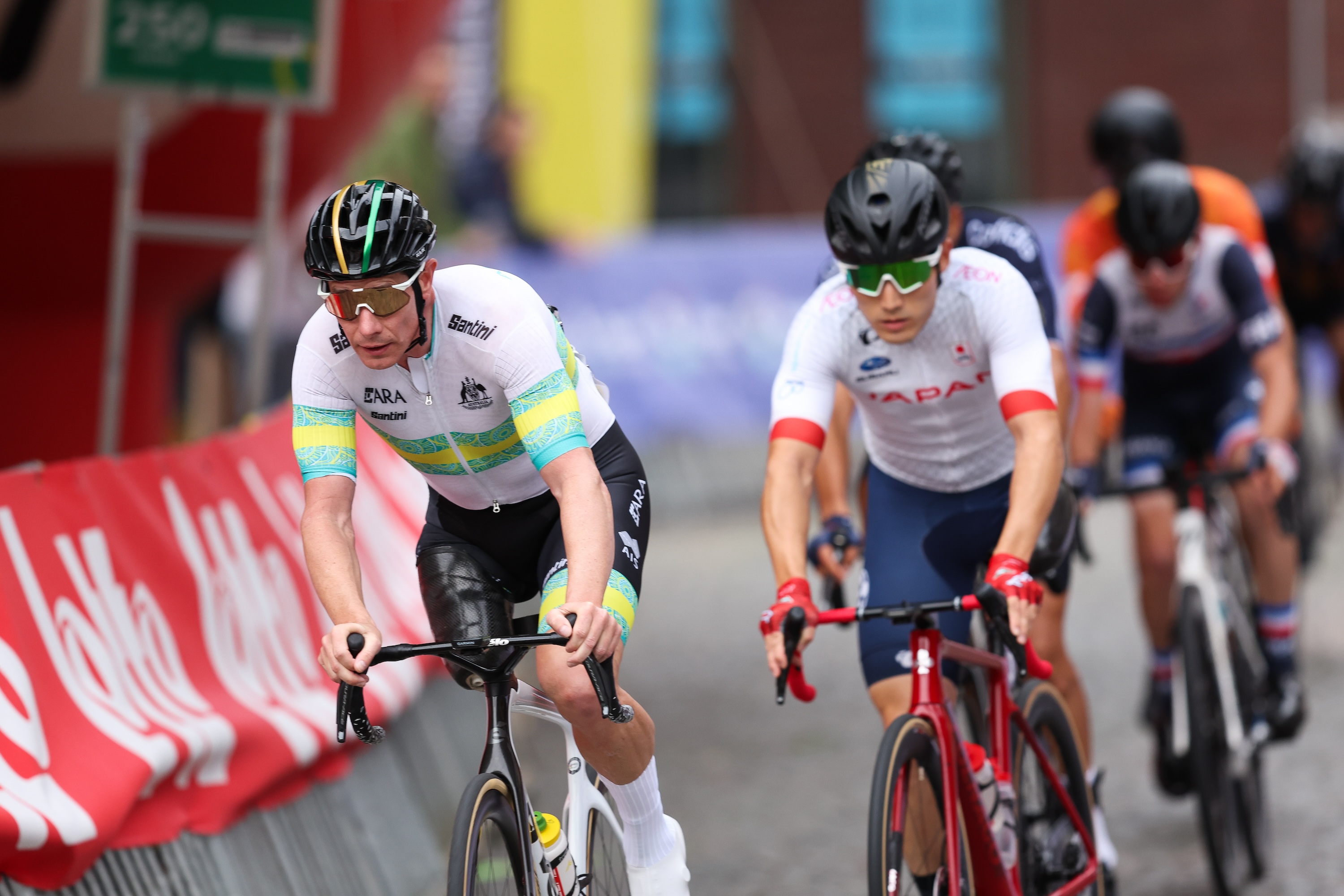 Darren Hicks, pictured in Australian colours, is part of the 11-rider squad taking on the Huntsville Worlds.