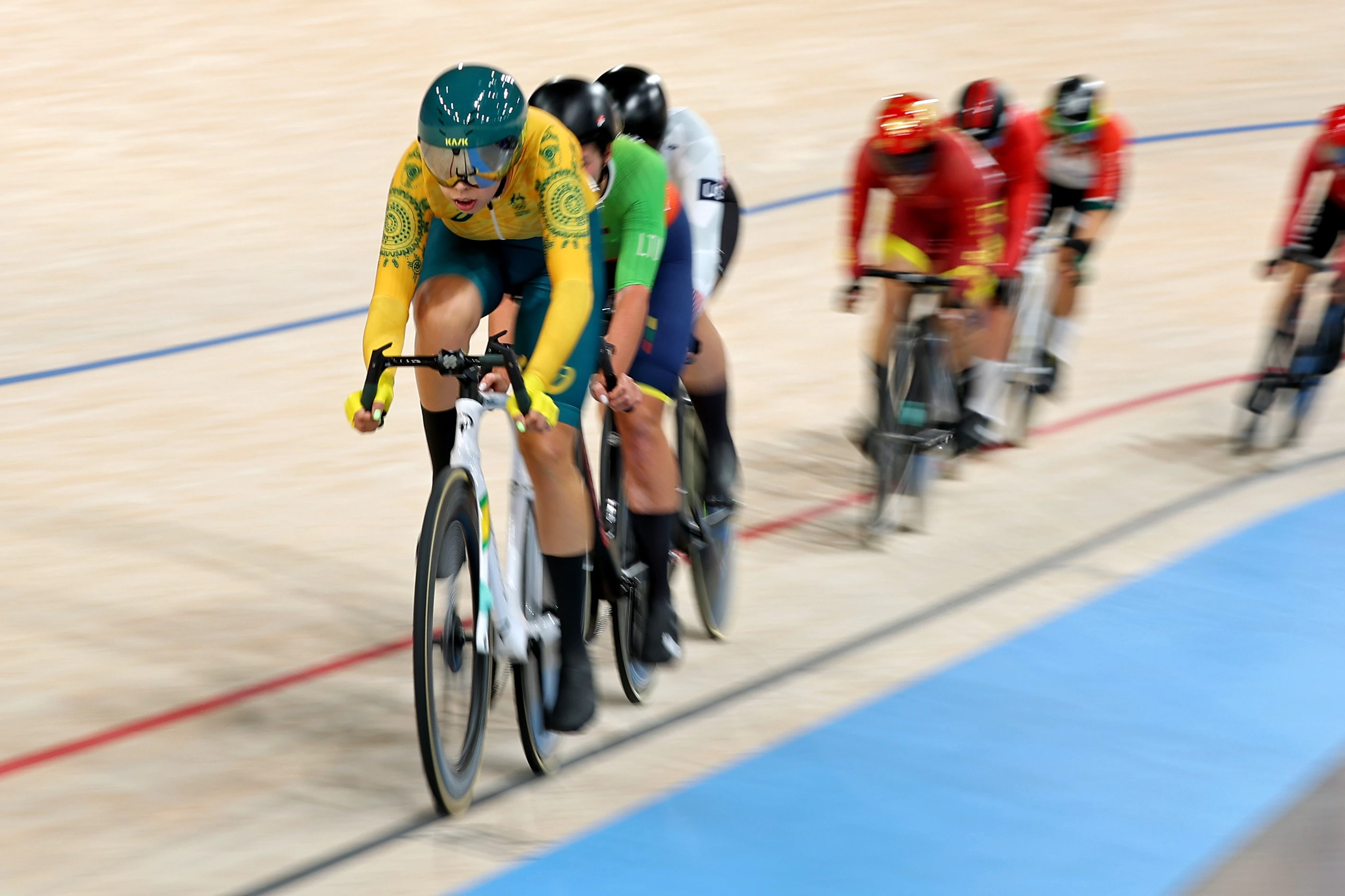 Georgia Baker of Australia leads during the Women's Omnium, Points Race 4/4 on day sixteen of the Olympic Games Paris 2024 at Saint-Quentin-en-Yvelines Velodrome on August 11, 2024 in Paris, France. (Photo by Jared C. Tilton/Getty Images)