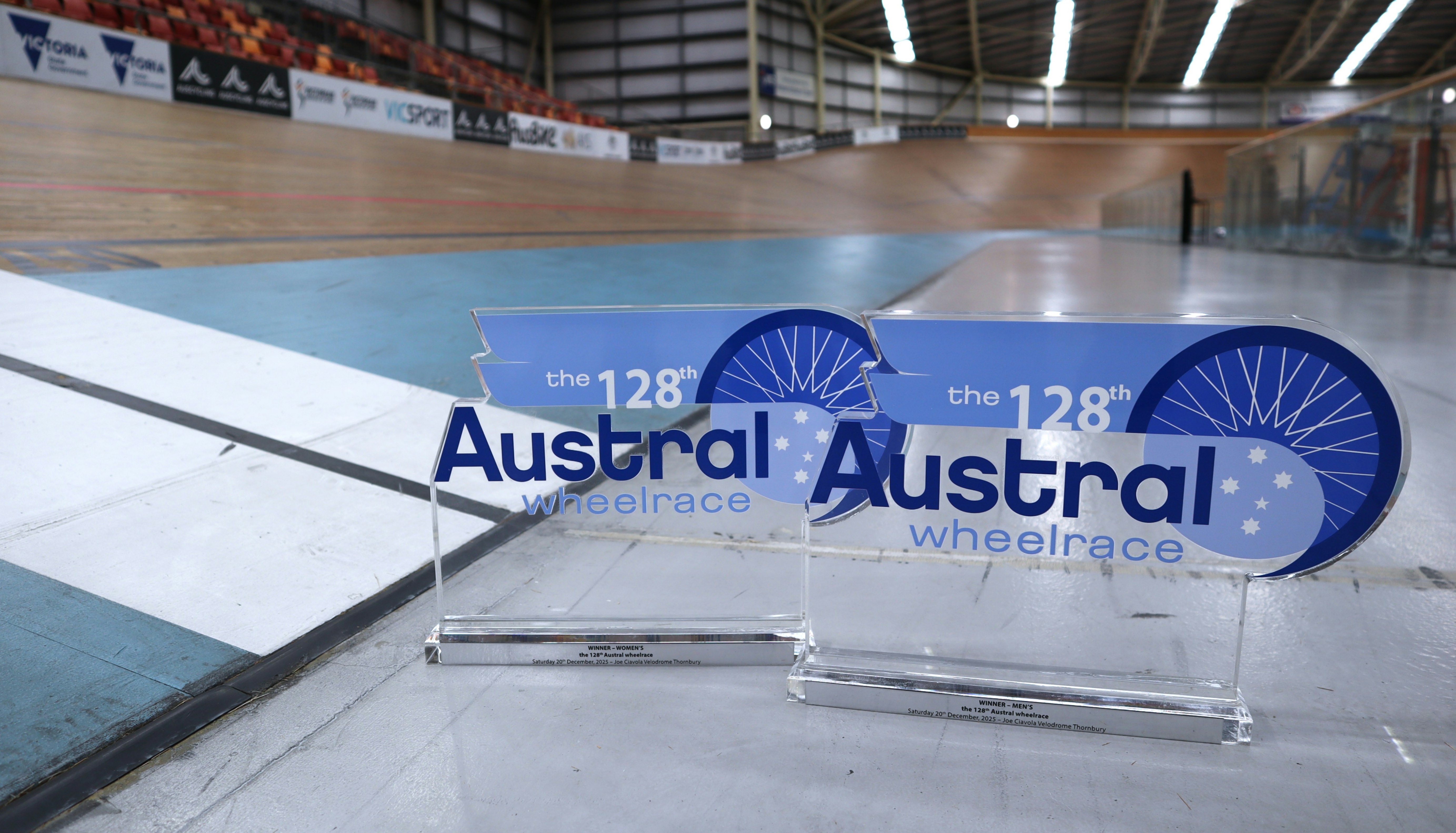 Quest Ivanhoe 128th Austral Wheelrace trophies
