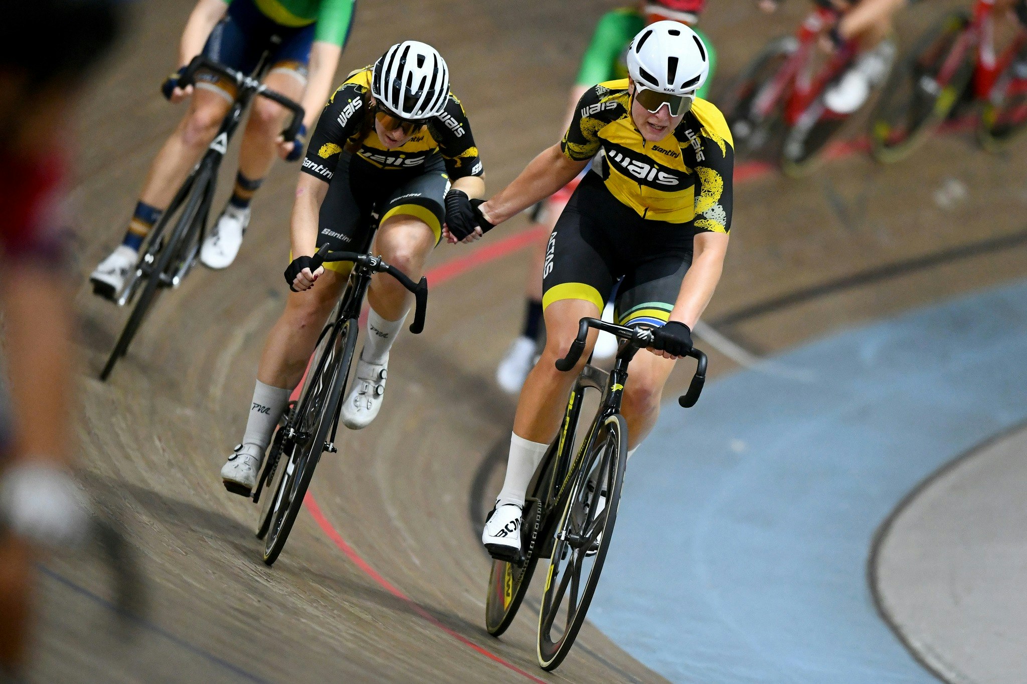 Claudia Marcks and Isla Carr racing in the 2023 AusCycling Madison National Championships at DISC Velodrome. Picture: Josh Chadwick