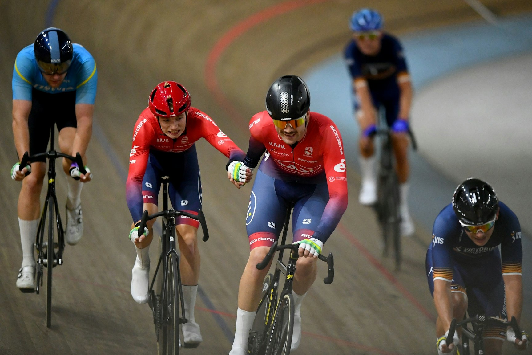 Conor Leahy and Wil Holmes racing at the 2023 AusCycling Madison National Championships. Picture: Josh Chadwick