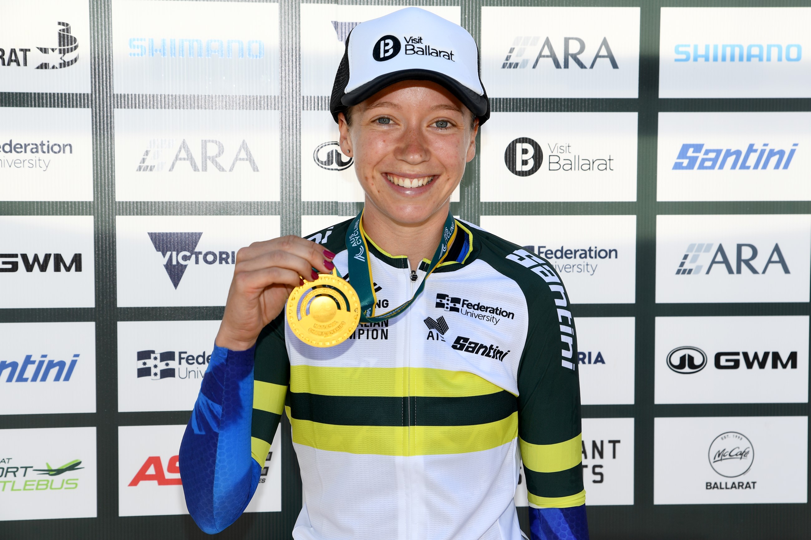 Ella Simpson with her gold medal and national champion's jersey after winning the 2024 U23 under-23 Women's Time Trial National Championship in Ballarat. Josh Chadwick/AusCycling