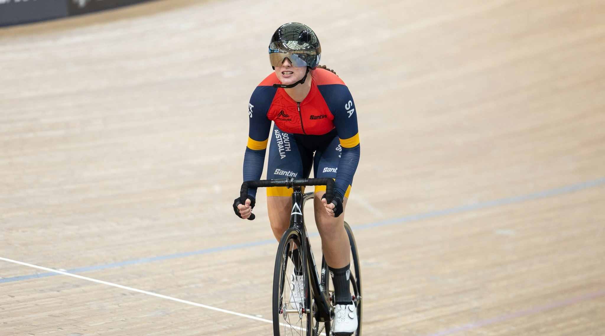 Isabella Blackwell racing at the 2025 AusCycling Junior Track National Championships in Brisbane. Picture: Mackenzie Sweetnam