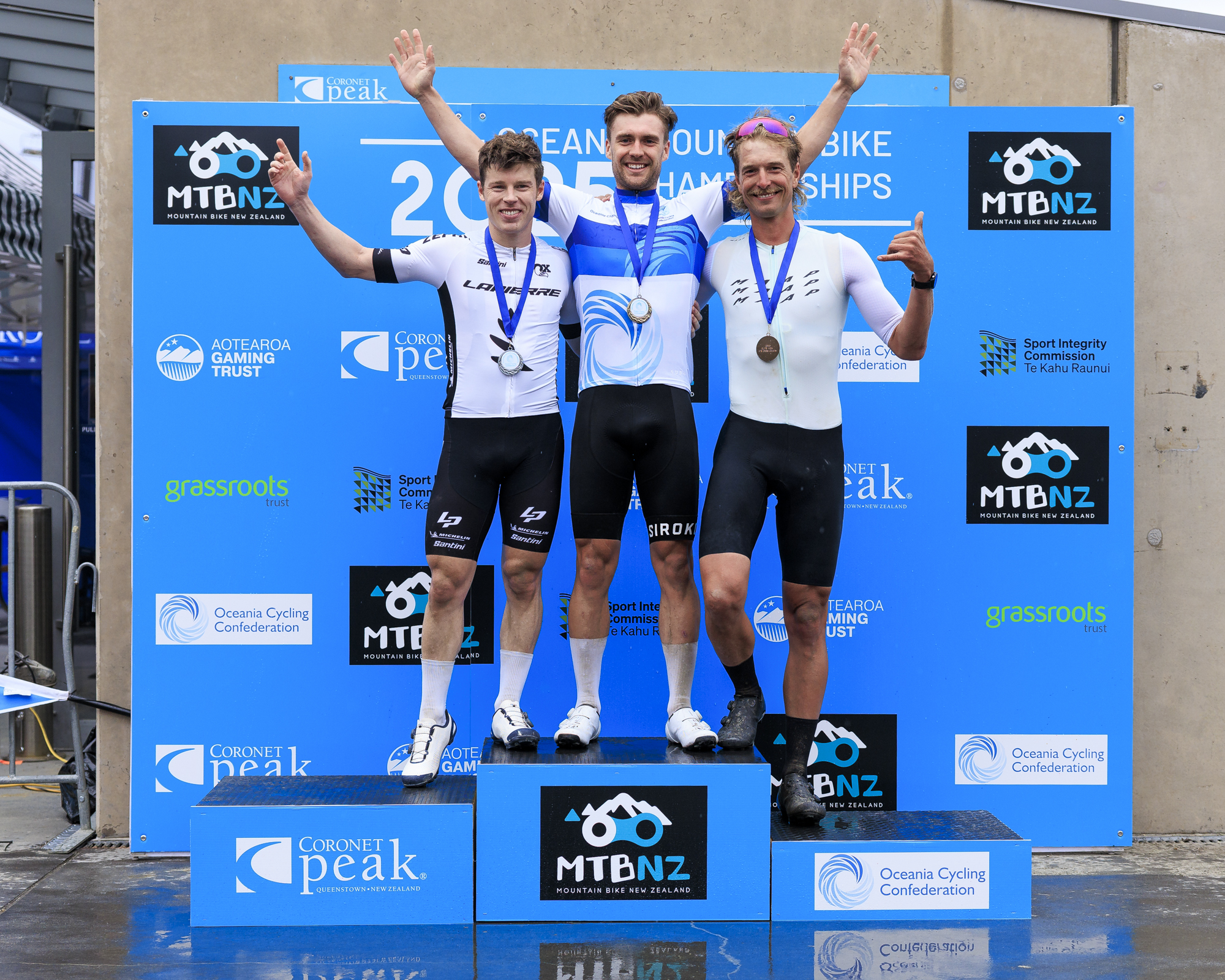Sam Fox dethrones eight-time Oceania Champion in Queenstown | AusCycling