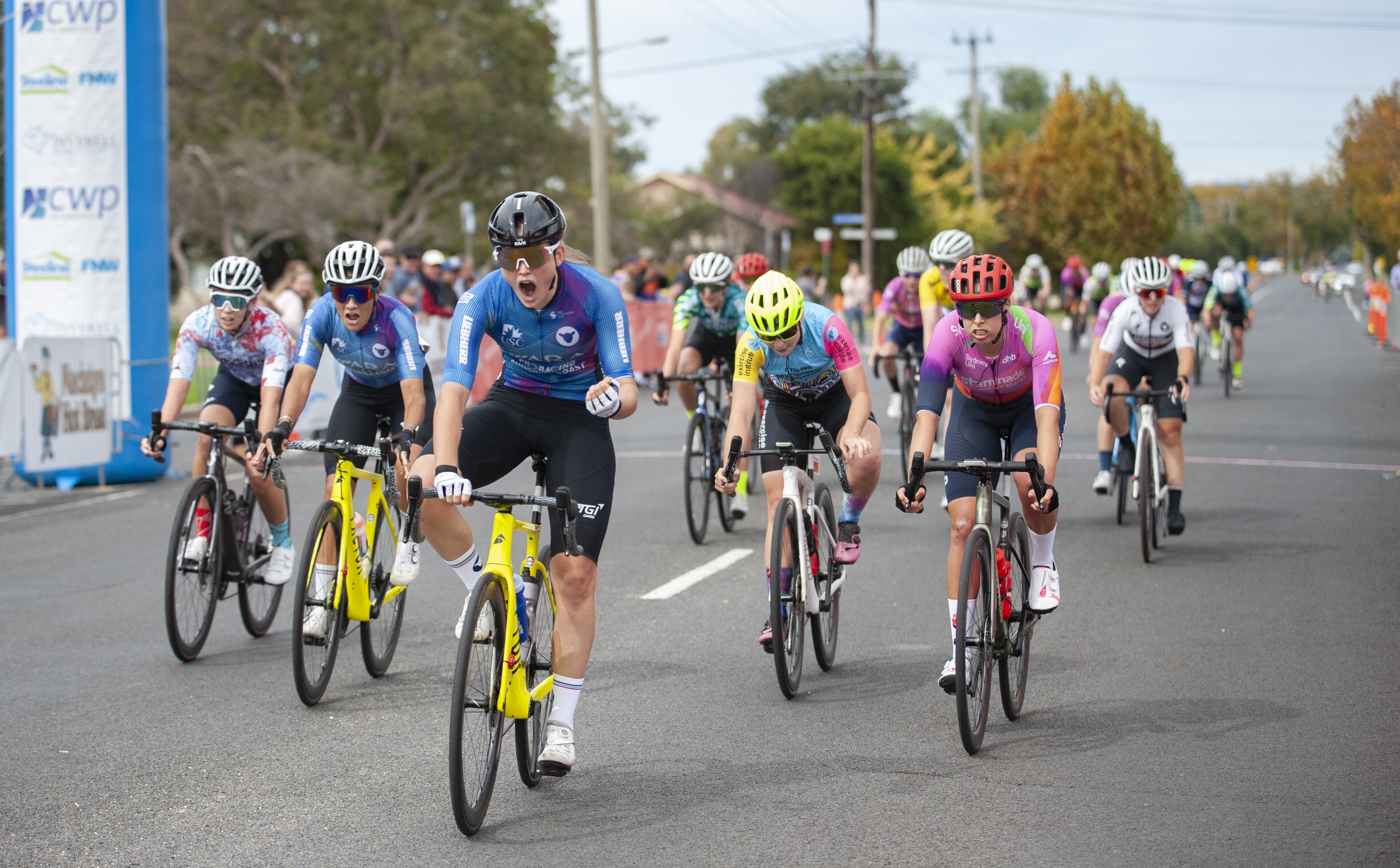 Alex Martin-Wallace celebrates winning the 2022 Gibraltar to Inverell. Picture: Veloshotz.