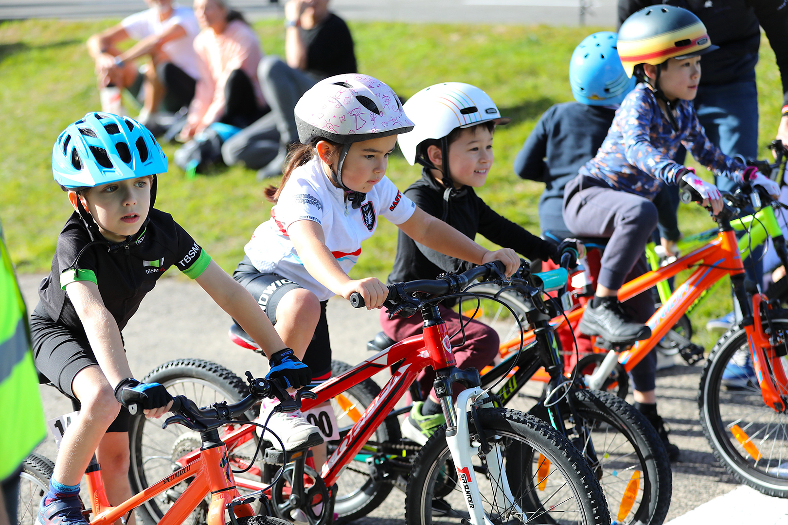 AusBike students waiting at course start