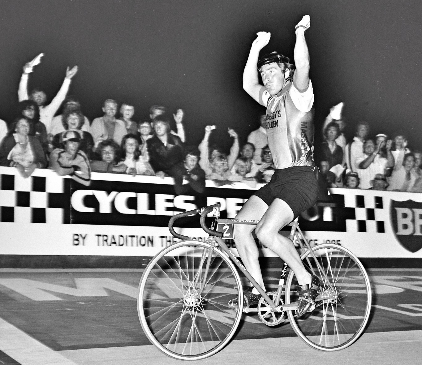 The second Austral to be run at the Coburg Velodrome was in 1979 won clearly by Laurie Venn, and he repeated again in 1981.