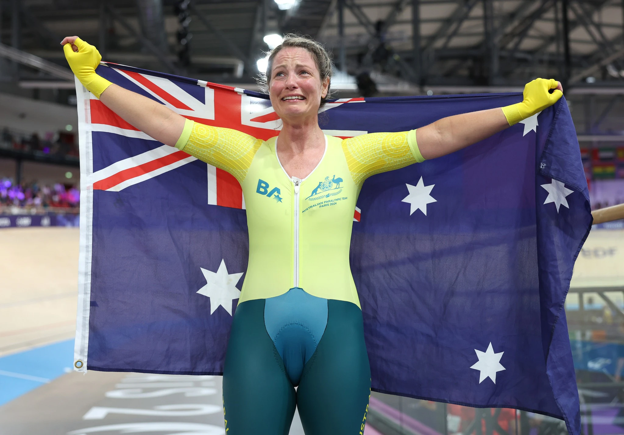 Emily Petricola after winning gold in the women's C4 individual pursuit at Paris 2024 Paralympic Games. Picture: Michael Steele/Getty Images.