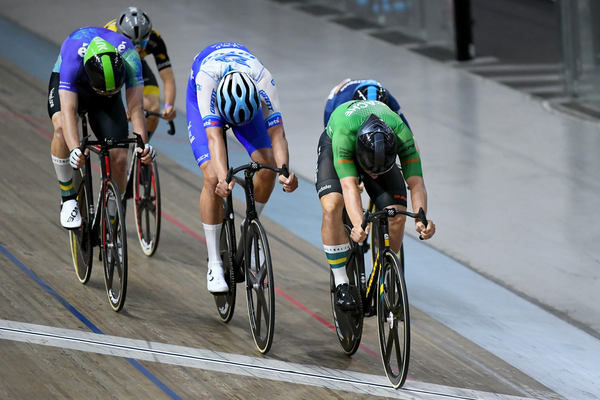 Graeme Frislie wins the Quest Ivanhoe 126th Austral Wheelrace. Picture: Josh Chadwick