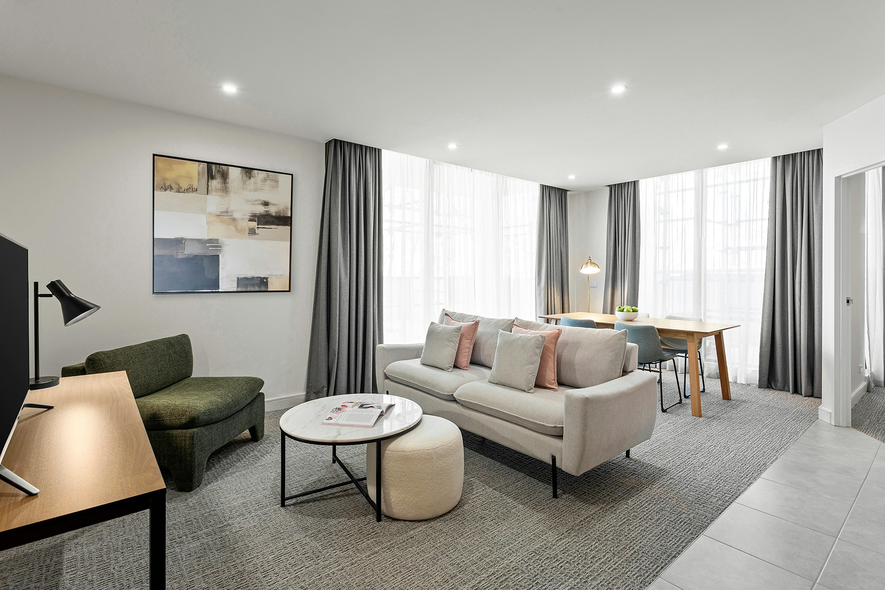 Quest Ivanhoe hotel room