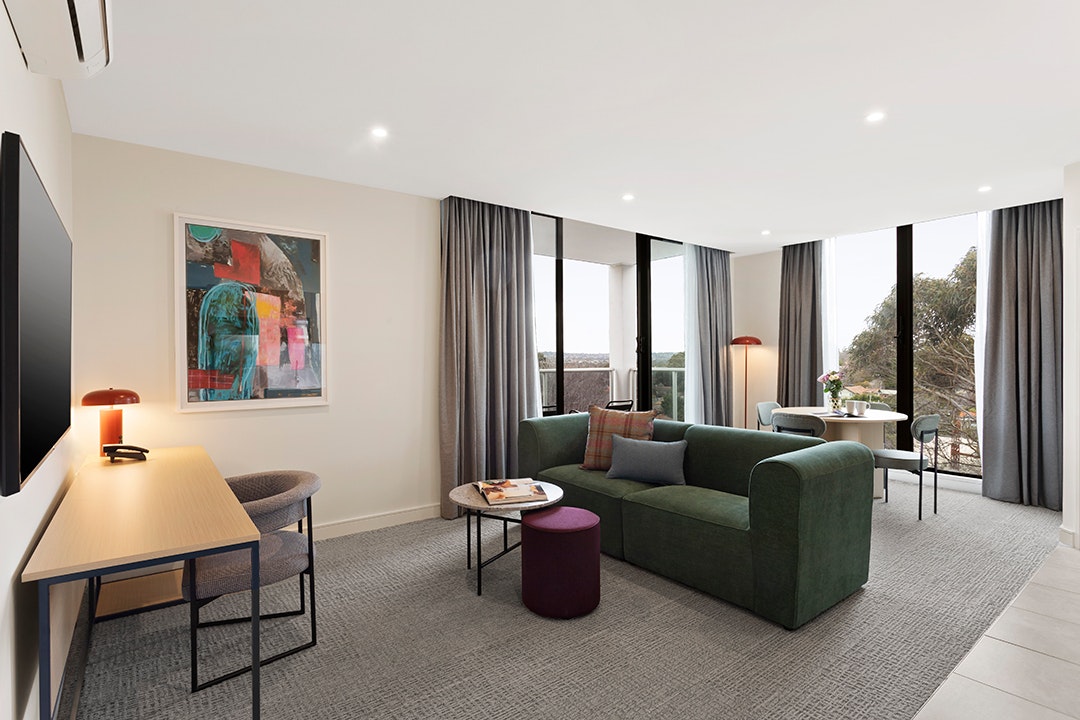 Quest Ivanhoe Deluxe Living