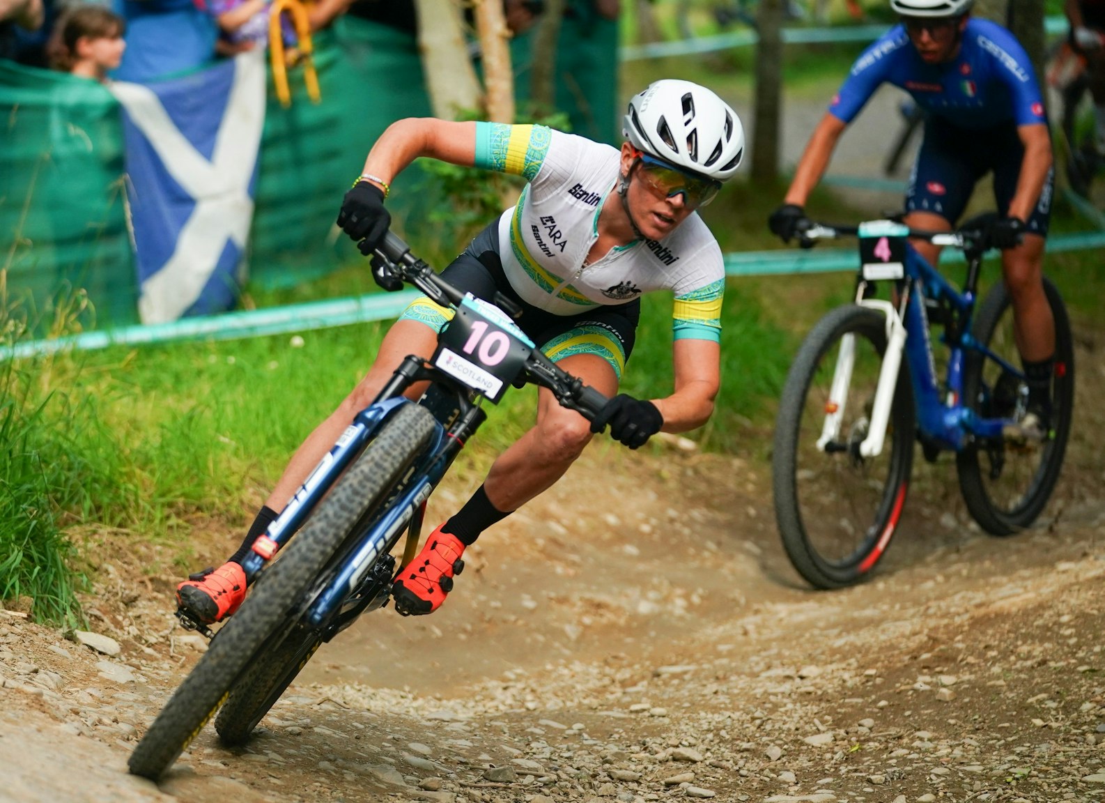 Rebecca Henderson racing at the 2023 UCI Cycling World Championships. Picture: Thomas Maheux/SWpix.com