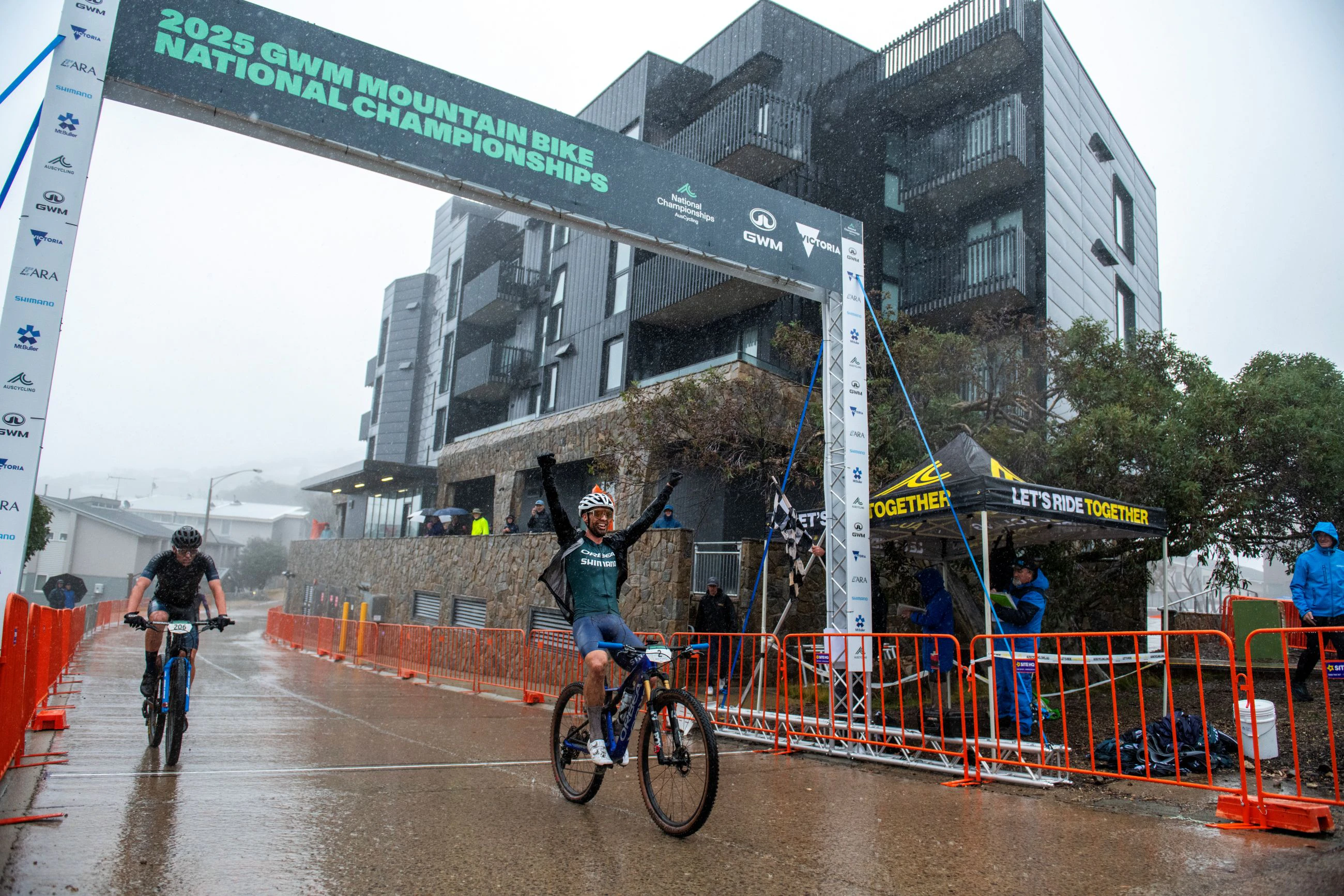 Sam Fox winning the elite men's XCO cross-country Olympic national championship at the 2025 GWM Mountain Bike National Championships. Photo by Matt Rousu
