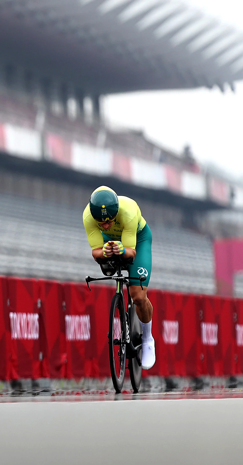 Tokyo Paralympics road cyclist Darren Hicks