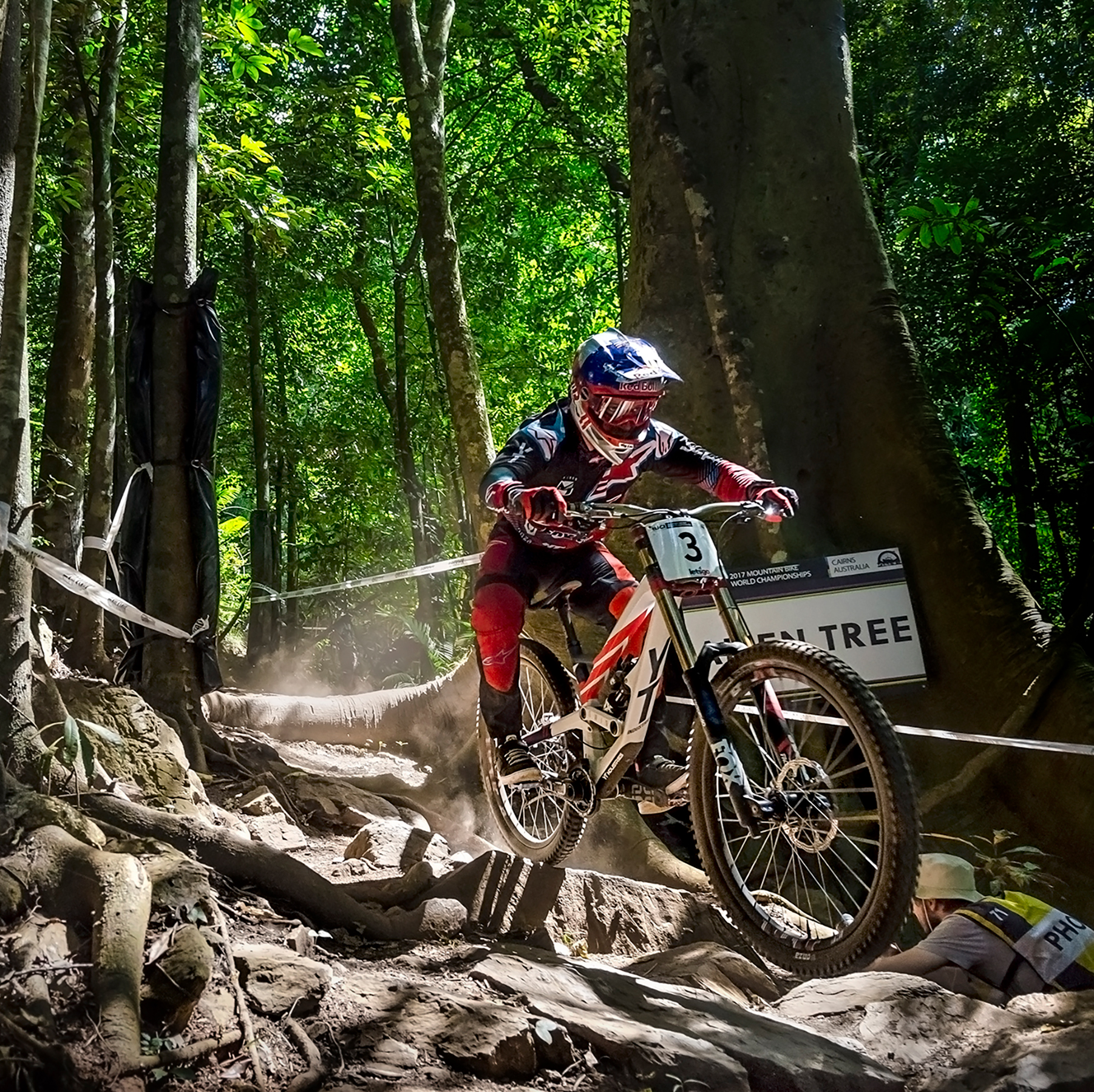 Downhill mountain bike fashion champion